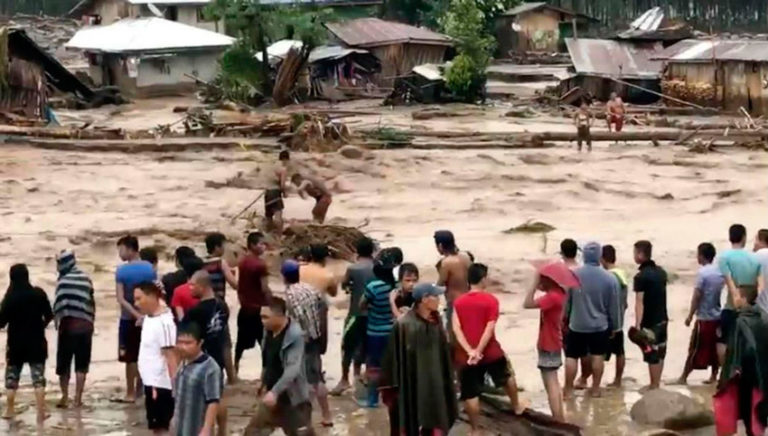 FILIPINAS: Tormenta deja unos 200 muertos y decenas desaparecidos 3 Tormenta en Filipina deja 200 muertos. (Foto: FE)