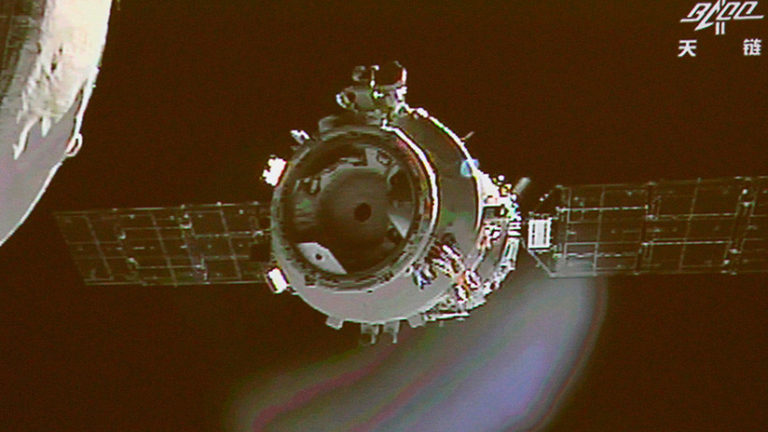 La estación espacial china fuera de control esconde una amenaza aún mayor que su impacto en tierra