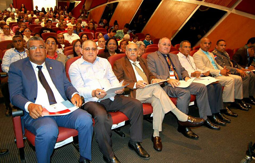 Foro legislataivo UASD