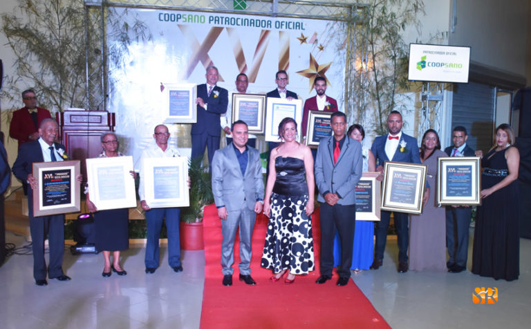 Premios Esta Noche resalta lo mejor de la provincia Santiago Rodríguez 3 Premios Esta Noche resalta lo mejor de la provincia Santiago Rodríguez