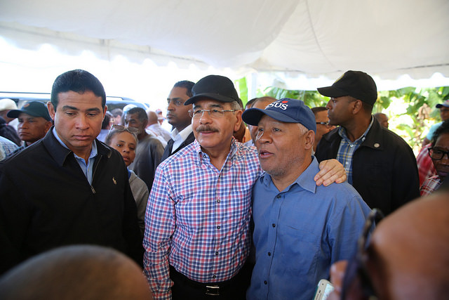 VICENTE NOBLE: Danilo dice trabaja para desarrollar la clase media de RD