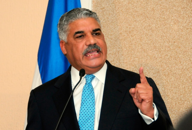 Nominada Embajadora EEUU provoca alboroto; Canciller Vargas la enfrenta