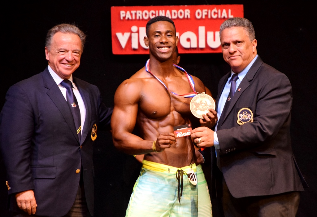 RD domina Copa Diamante de Fisiculturismo y Fitness 1 Rafael Santonja