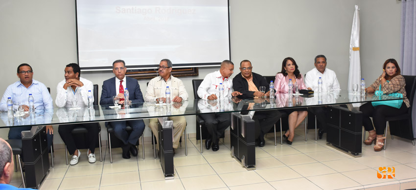 Importancia de la construcción de la presa en Boca de los Ríos 5 Mesa honor Conferencia Osiris de Leon 7