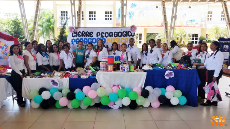 Estudiantes UASD – Centro Mao presentan trabajos (+vídeo)