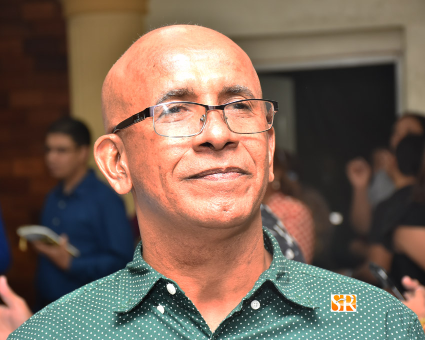 Yadira Rivas libro Victor Peralta Mao