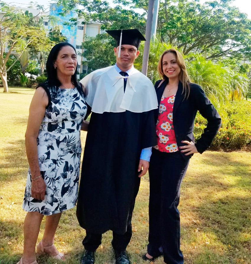 Willian Yamil Estevez graduado