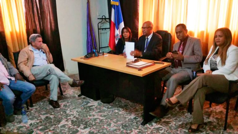 Comisión de Caribe Tour reclamar autobuses retenidos en Haití por accidente