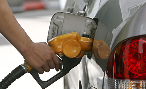 Combustibles bajan entre RD$1.00 y RD$4.00 por galón en la R. Dom.