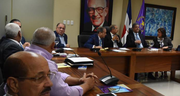 PLD inicia hoy etapa vital para mantener o no su unidad en el sistema de partidos