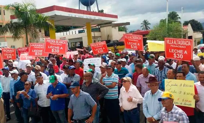 Ganadeos marchan Sabaneta 2019
