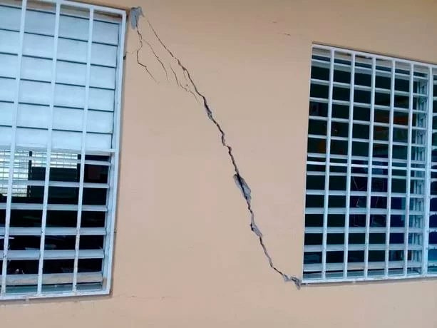 Recomiendan demoler algunas escuelas afectadas por sismo en el Este