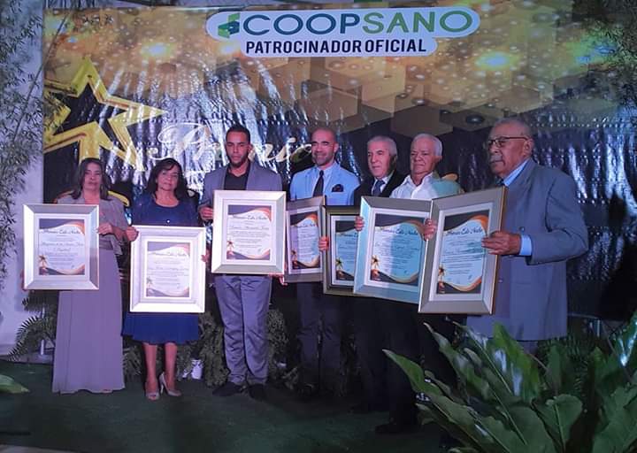 Todo un acontecimiento XVII entrega Premios Esta Noche 1 Todo un acontecimiento XVII entrega Premios Esta Noche