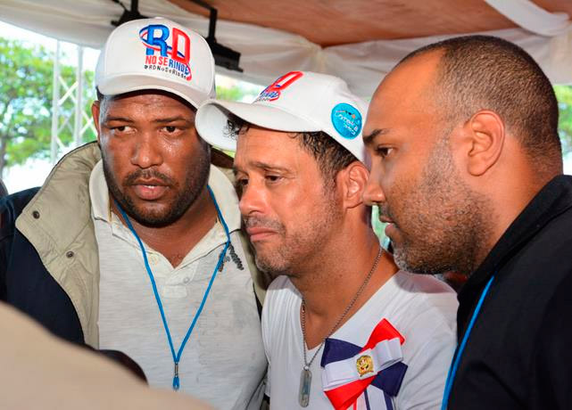 Carlos Silver despierta agresivo y con alucinaciones