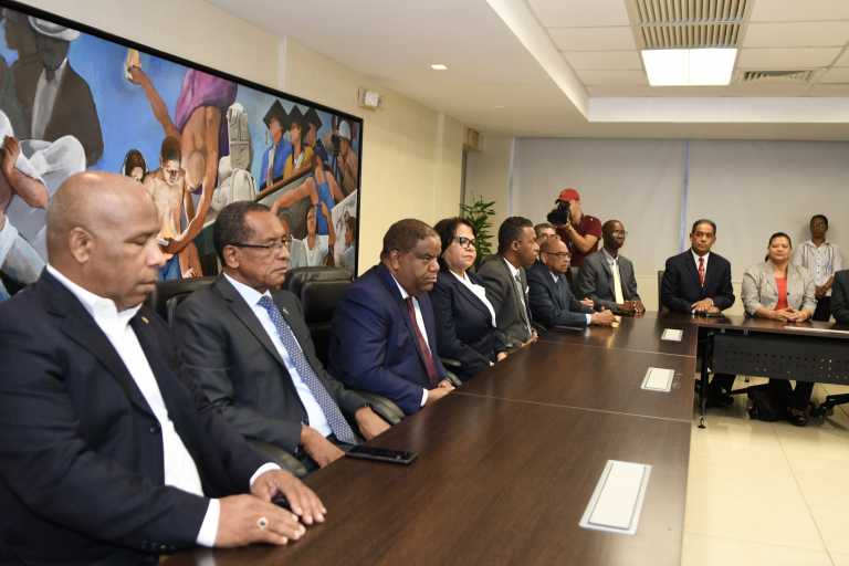 UASD y Miderec firma acuerdo en materia deportiva