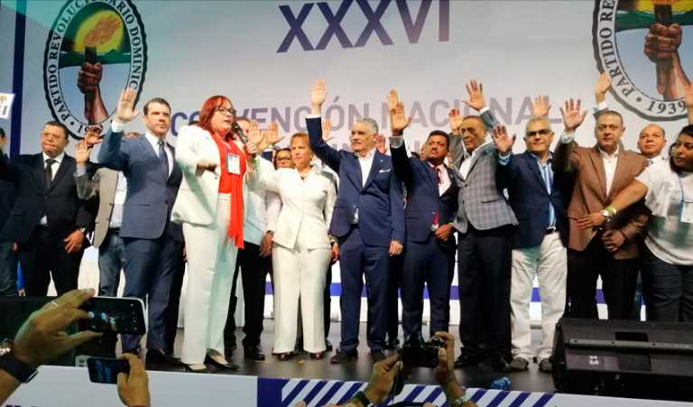 Ratifican a Miguel Vargas como presidente del PRD