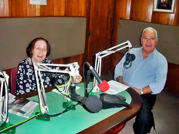 Falleció doña Minucha, esposa del veterano locutor Ramón De Luna