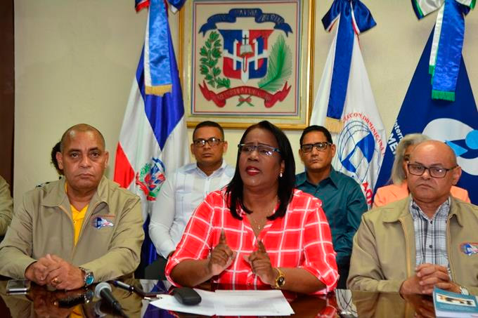 Presidenta ADP identifica medidas para disminuir violencia en las escuelas 1 Xiomara Guante Pta ADP FE