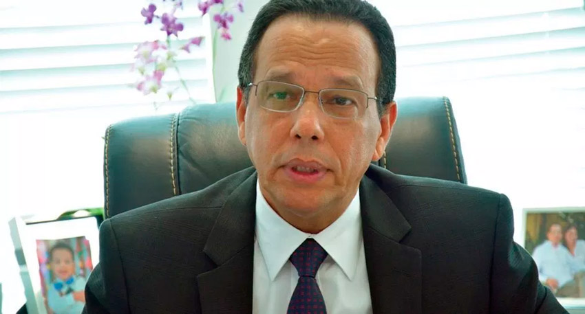 Ministro Educación dice solo si el presidente Medina se lo pide revoca la ordenanza 33-2019 1 Antonio Pena Mirabal revoca Medina FE