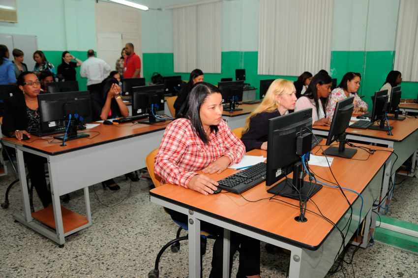 Docentes record Minerd FE