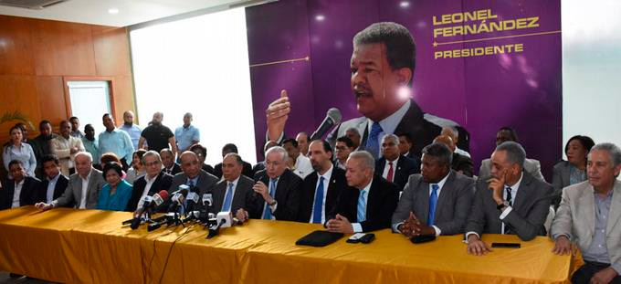 Leonel estará al frente de multitud ante el Congreso