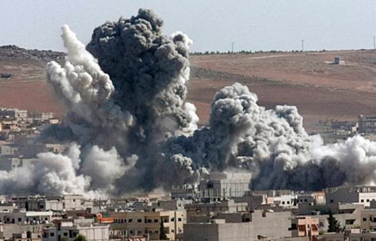 Cuarenta muertos por bombardeo de centro de migrantes en Libia