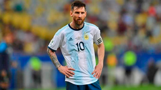 Messi: «La corrupción» y los árbitros han arruinado el espectáculo