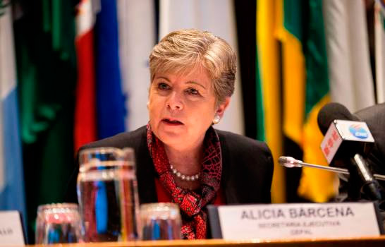 Alicia Barcena Secretaria Cepal FE