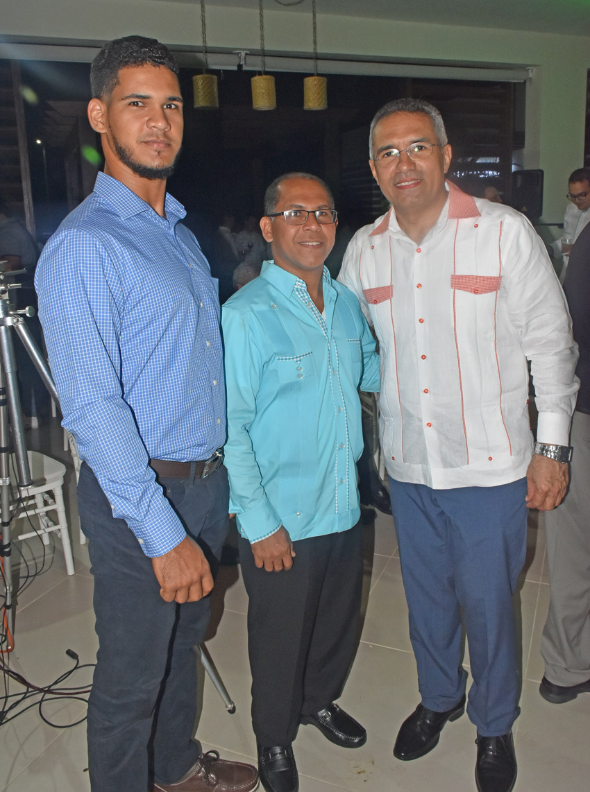 Inauguran Coopsano Club 15