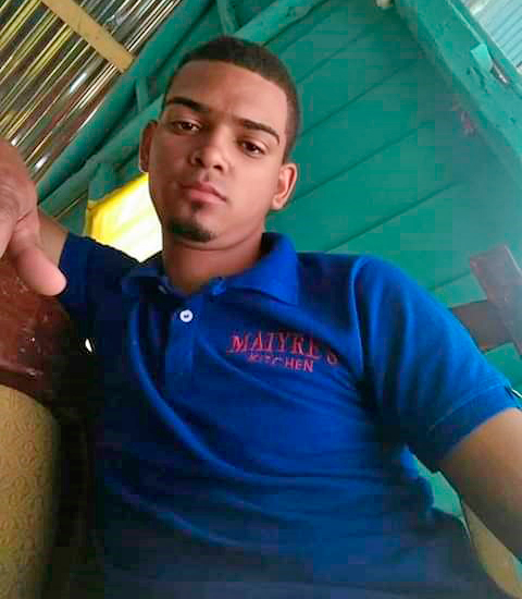 Brigadas buscan joven arrastrado por arroyo