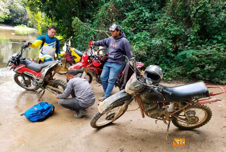 Novatos recorren comunidades de la parte alta (+vídeos)