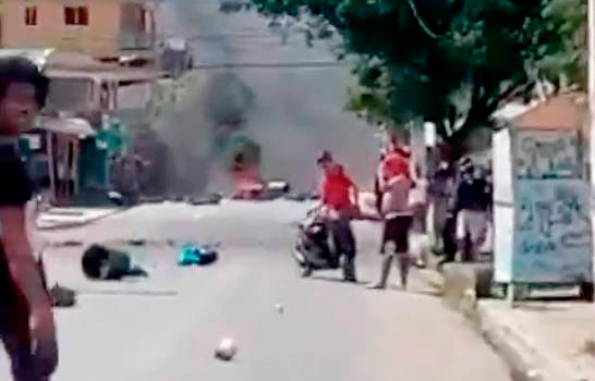 Dos muertos, un herido en disturbios por la suspensión de las elecciones 4 Dos muertos, un herido en disturbios por la suspensión de las elecciones