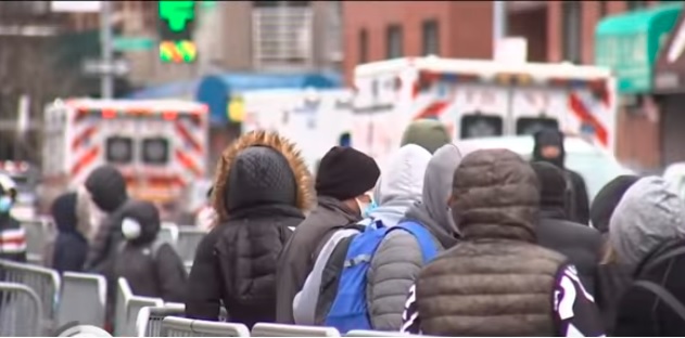 56,000 casos y más de 600 muertos en NY; los hospitales no dan abasto