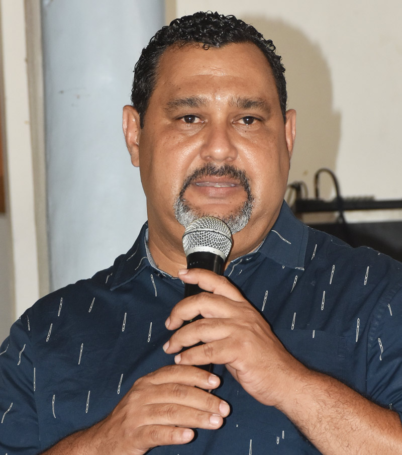 Cesar Saint Hilaire director campana FP