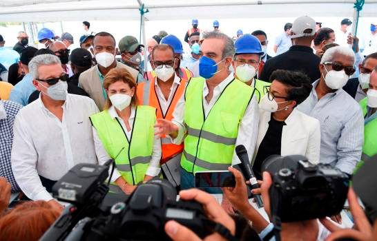 Abinader promete LN FE