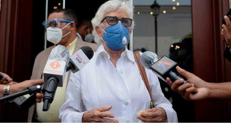 Ortiz Bosch: “Botellas impiden disfrute servicios públicos a la población”