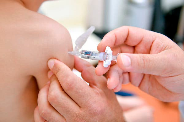 Sociedad Dominicana de Pediatría alerta sobre descuido en vacunación y chequeos de niños