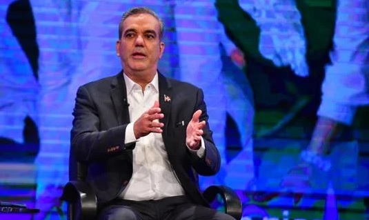 Abinader vigila «de cerca» situación en Haití, debido a repercusiones en la RD