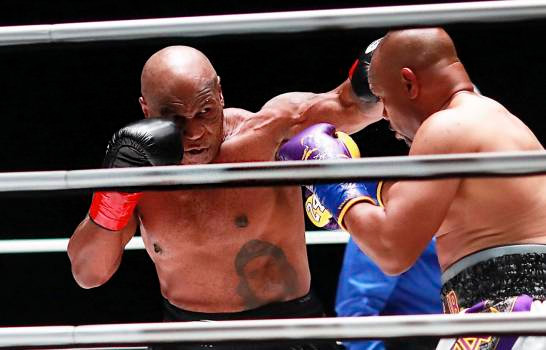 El regreso de Mike Tyson a los 54 años termina en empate con Jones Jr (+vídeo) 1 El regreso de Mike Tyson a los 54 años termina en empate con Jones Jr (+vídeo)