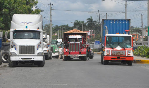 Camioneros RD suspenden viajes hacia Haití debido a inseguridad y violencia
