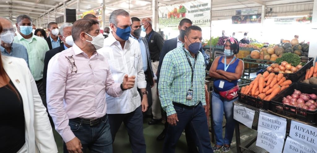 abinader bajaran precios agropecuario