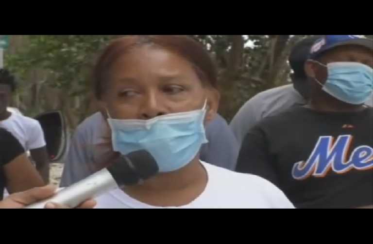 Piden Medio Ambiente les permita recolectar piedras (+vídeo)