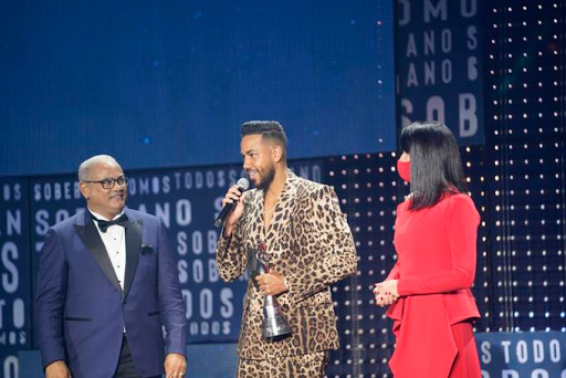 Niní Cáffaro y Romeo Santos Gran Soberano 2019 y 2020