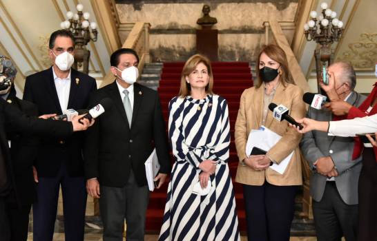 Oficial: Gobierno aplicará tercera dosis de vacuna contra el COVID-19 a la población