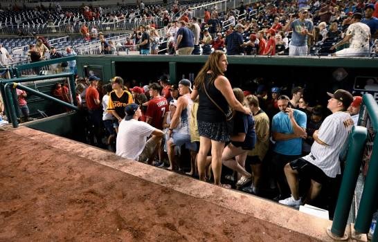 Fernando Tatis Jr. y Manny Machado auxiliaron fanáticos durante tiroteo