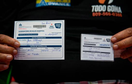 Casi 3,000 personas reciben tercera dosis de refuerzo anticovid en primeros días