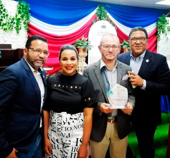 Celebran Premio al Mérito, Arte y Cultura 2021