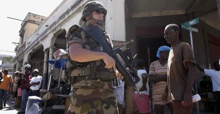 Liberan a 2 de los 17 misioneros que están secuestrados en Haití