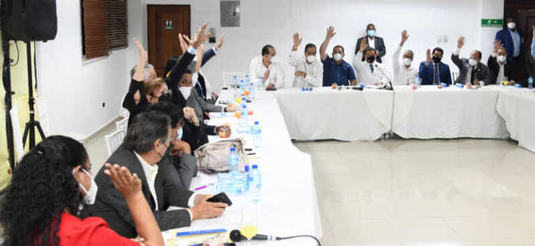 Piden a la población completar ciclo vacunación contra Covid-19