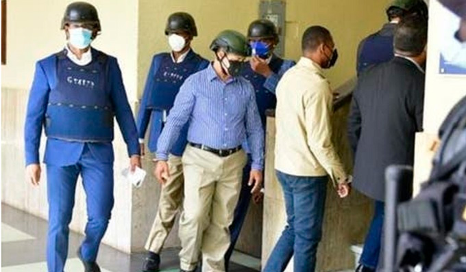 Dictan prisión contra Robiou y varios generales por caso Coral